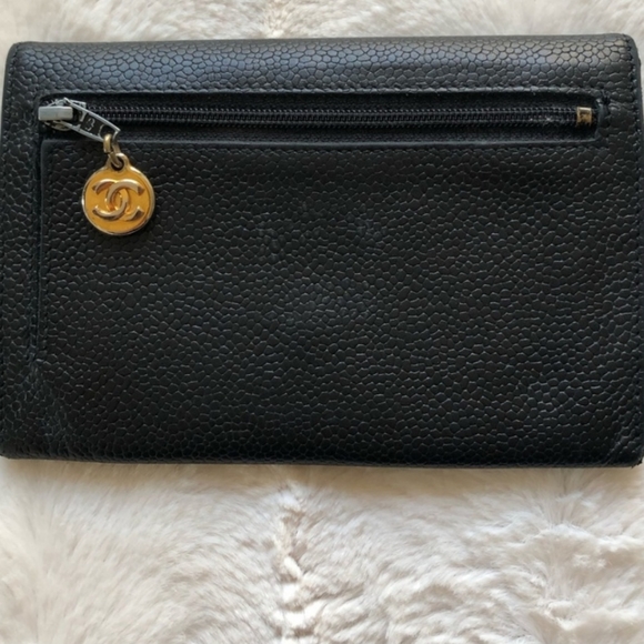 Chanel CC Black Caviar Leather wallet/crossbody-chain is optional, but included. - Picture 8 of 14